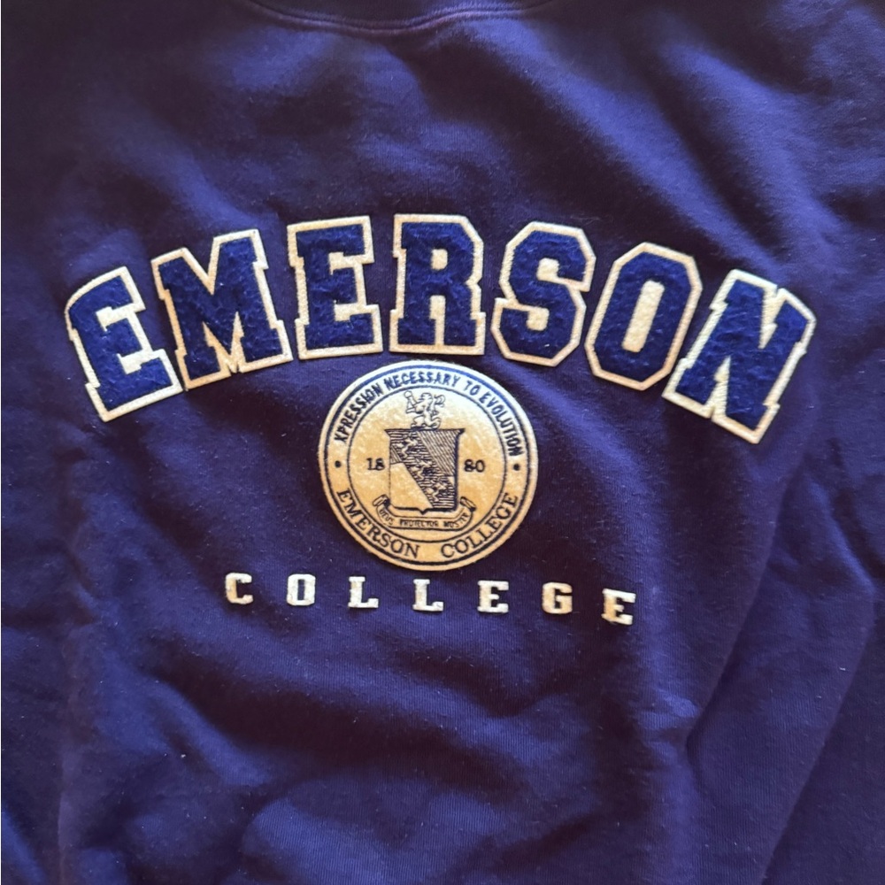 Emerson crewneck size small